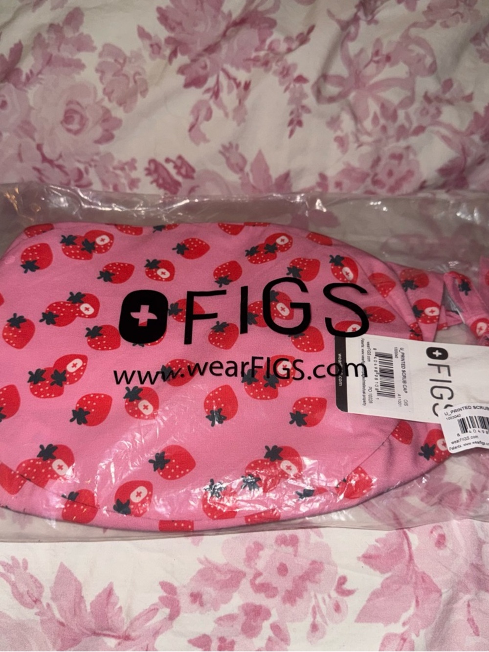 Figs Pink Strawberry Print Scrub Cap